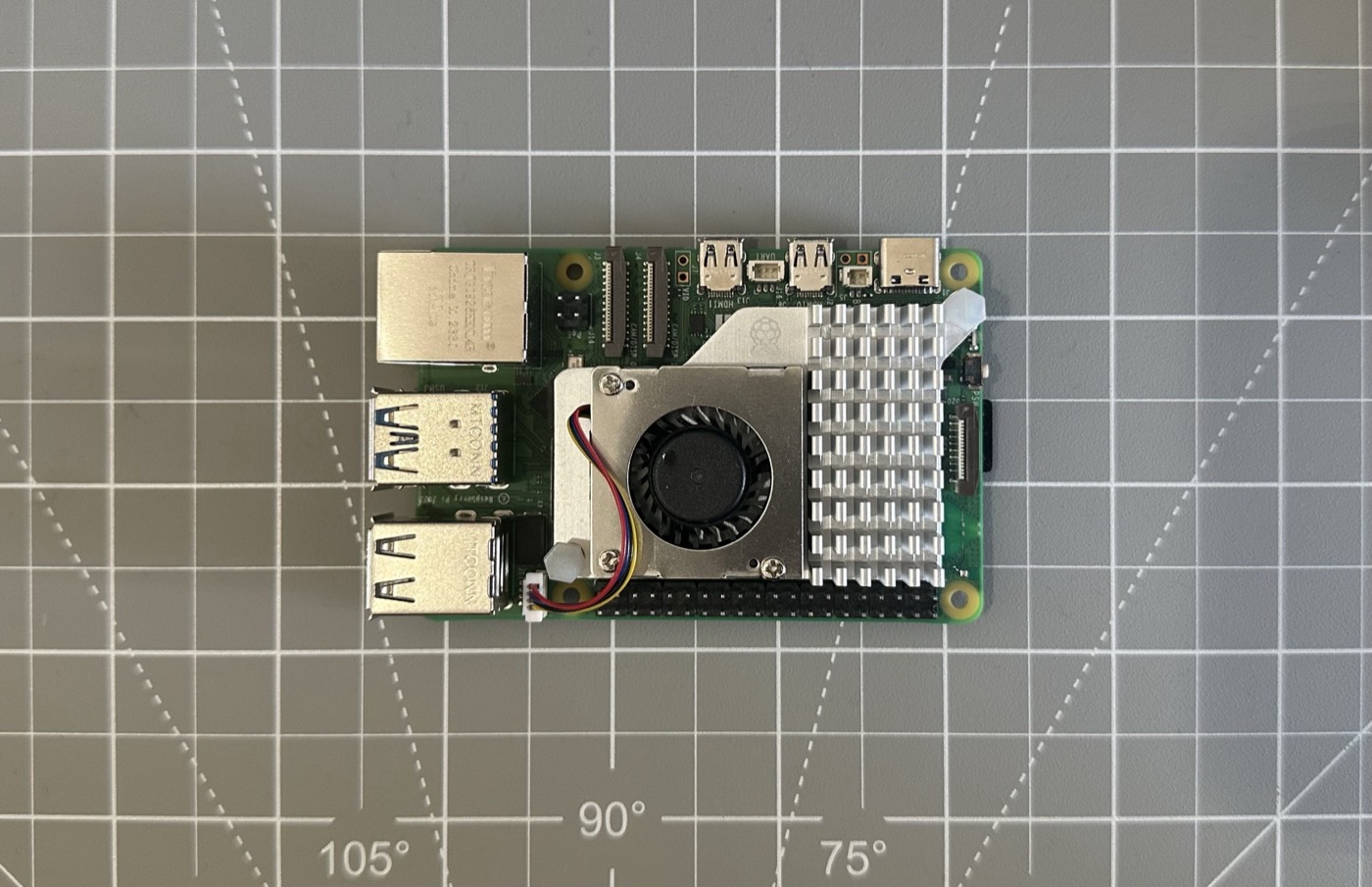 I Made Half-Life 2 Run Natively on a Raspberry Pi 5